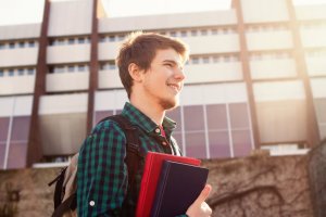 Bac en poche que devient la mutuelle d’un lycéen