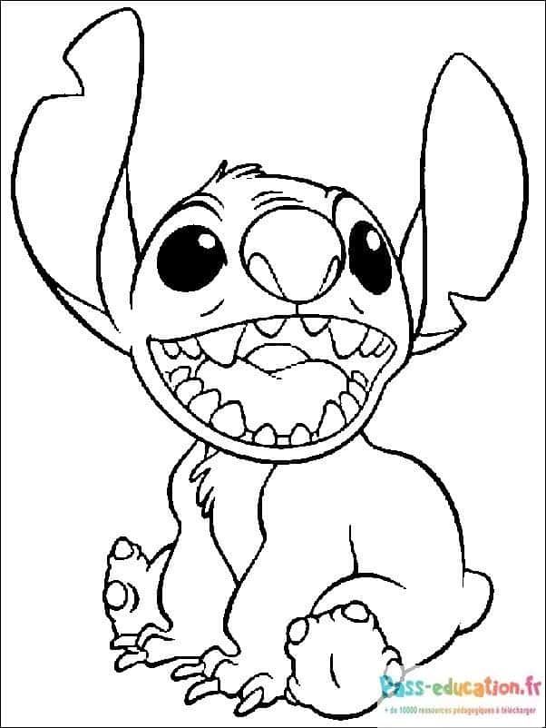 Coloriage Stitch souriant à imprimer et colorier