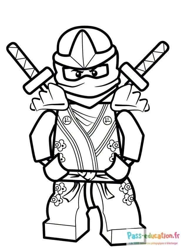 Coloriage Ninja armé à imprimer et colorier