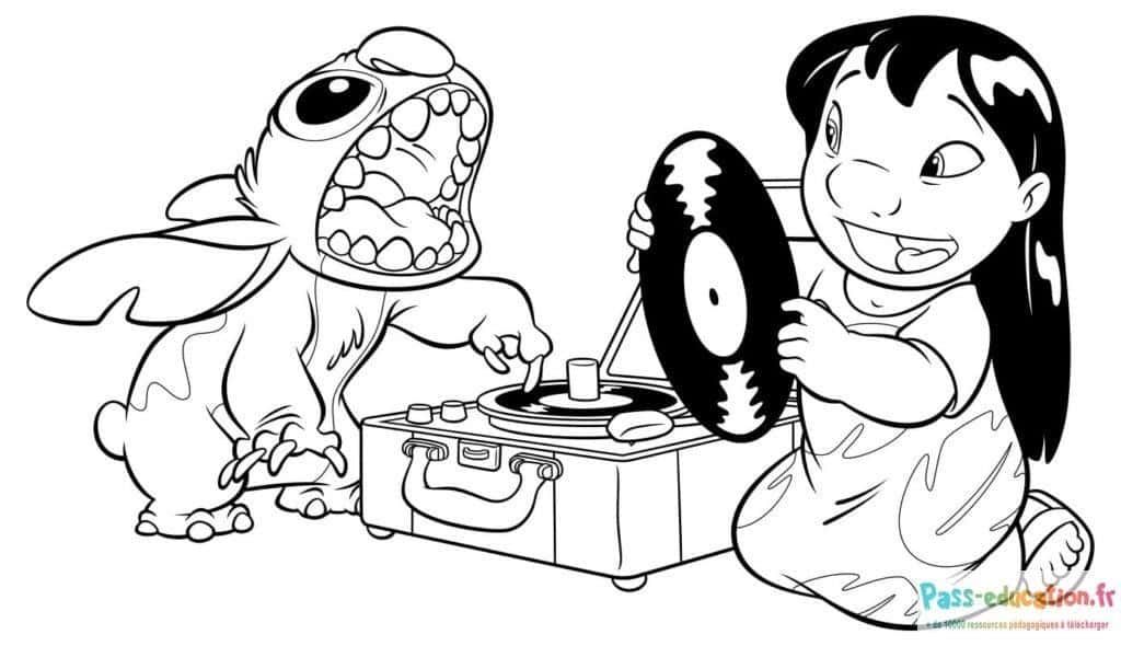 Coloriage Lilo et Stitch DJ à imprimer et colorier