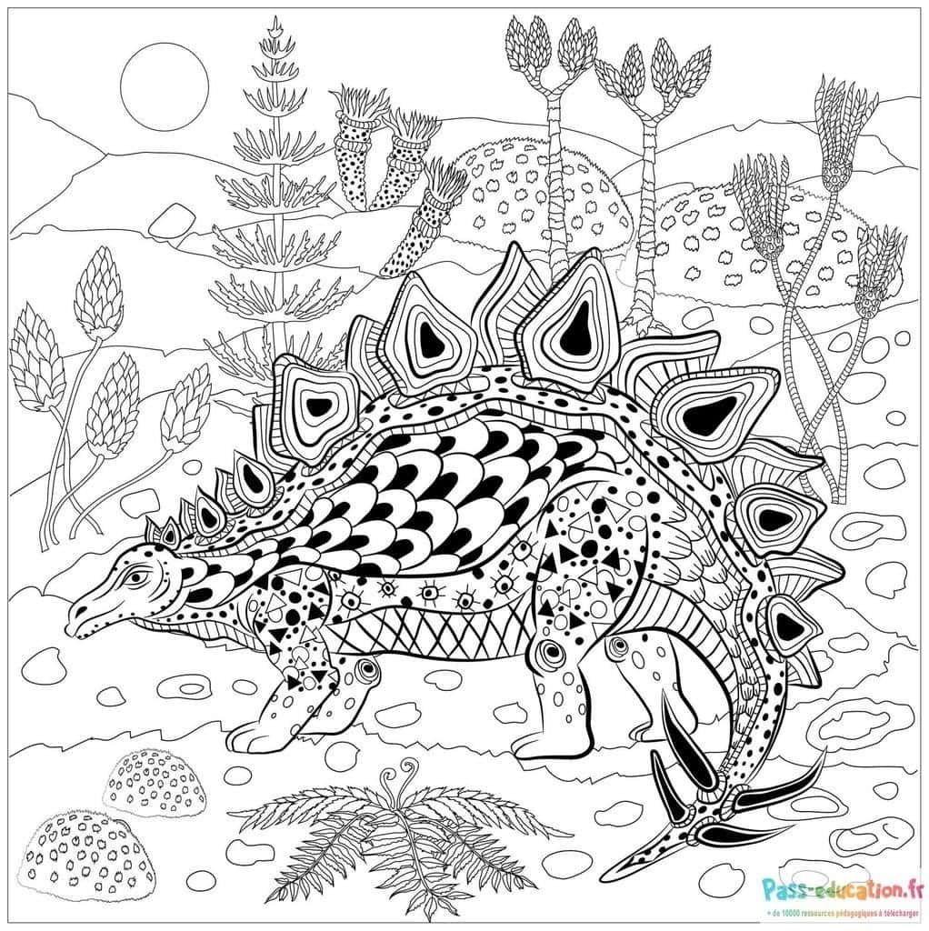 Coloriage Dinosaure orné à imprimer et colorier