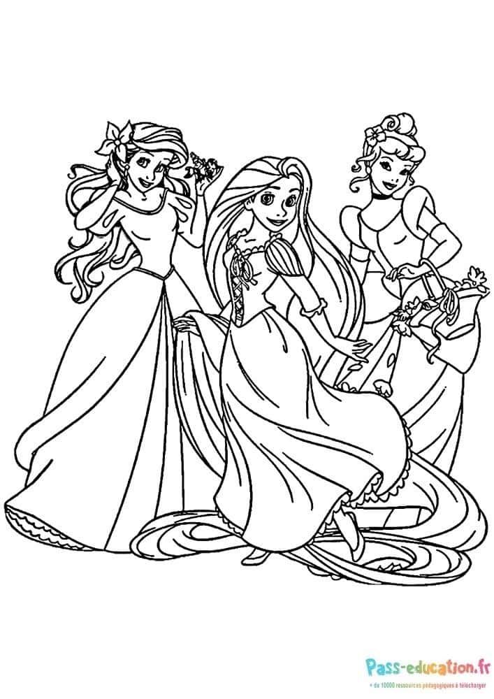 Coloriage Trois princesses à imprimer et colorier