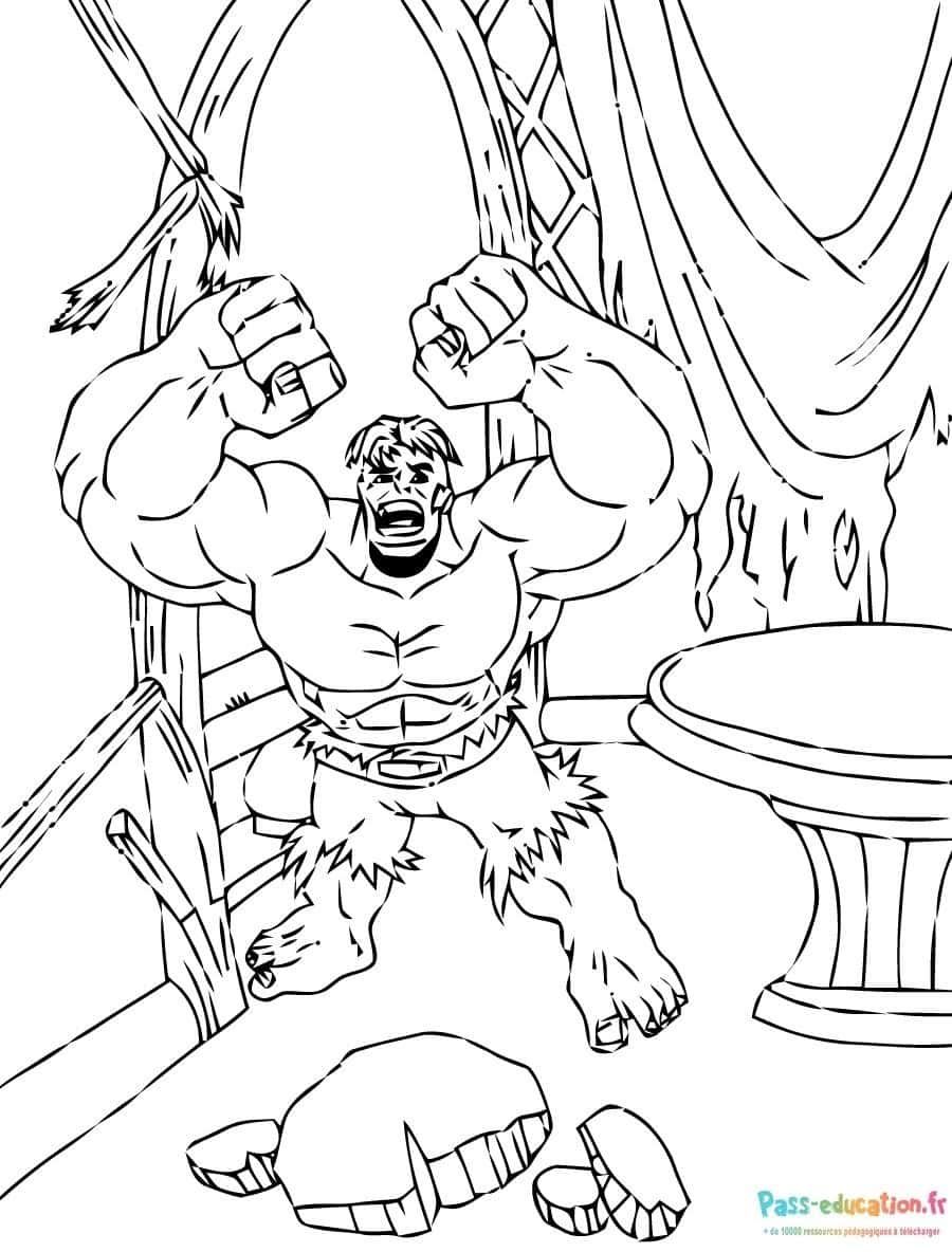 Coloriage Hulk en action à imprimer et colorier