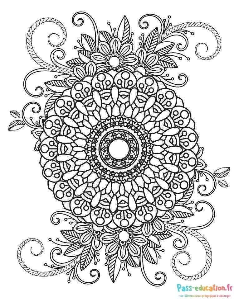 Coloriage Mandala floral à imprimer et colorier