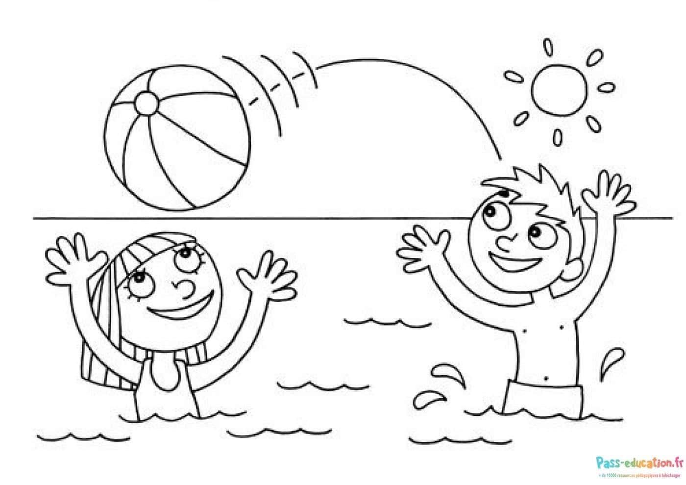 Coloriage Jeux d'eau à la plage à imprimer et colorier