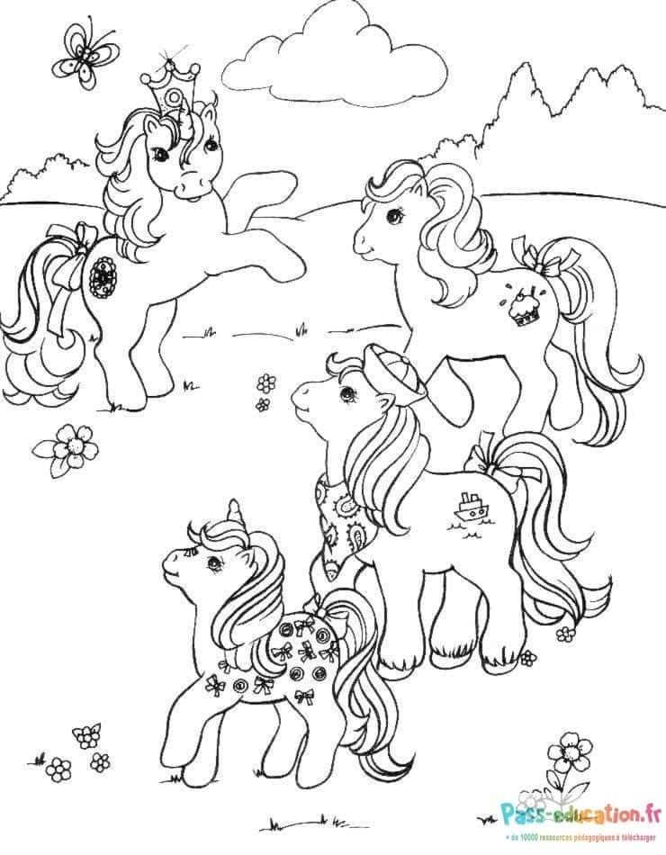 Coloriage Poneys enchantés à imprimer et colorier