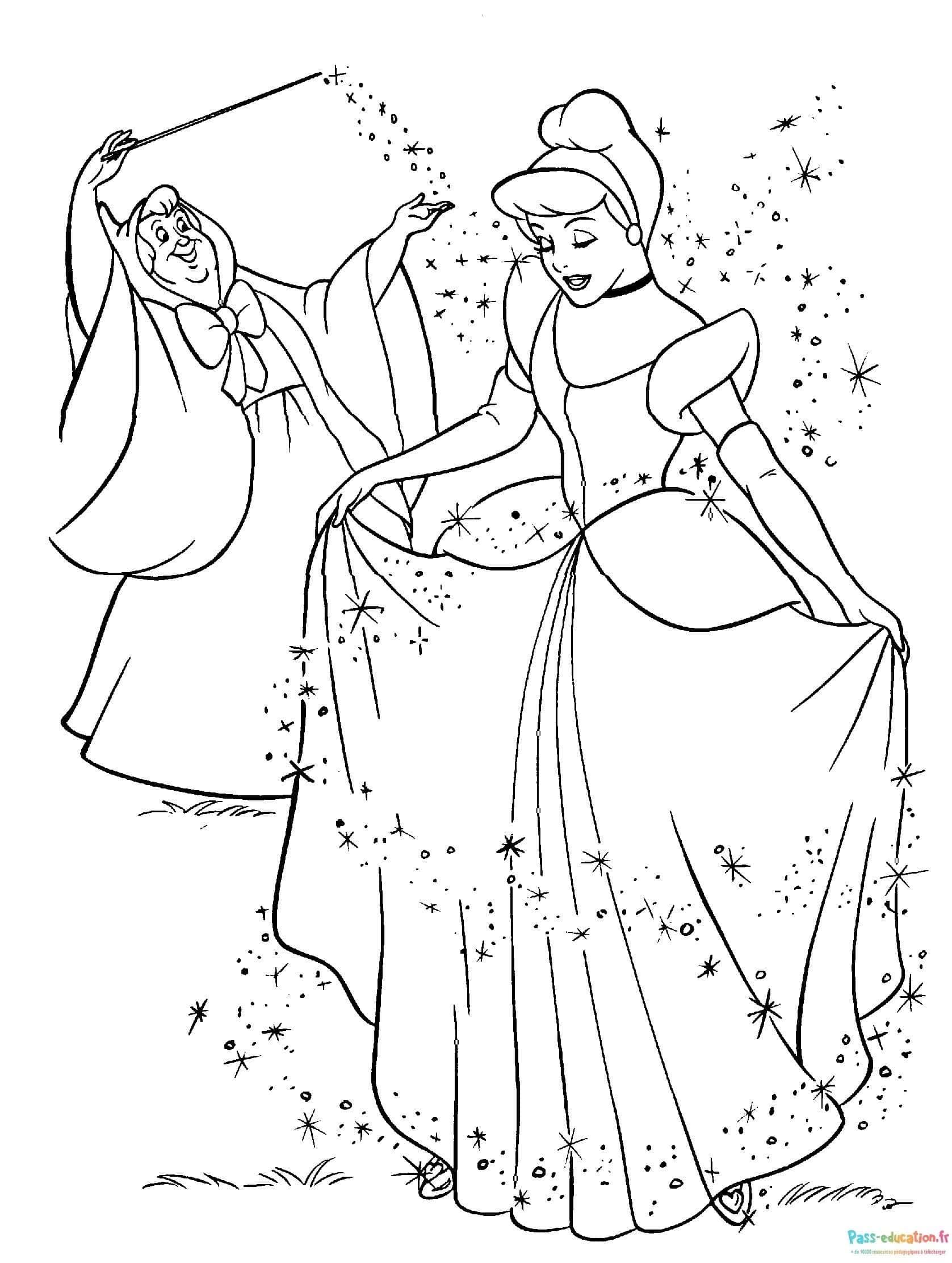 Coloriage Magie de Cendrillon à imprimer et colorier