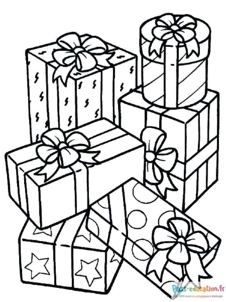Coloriage Pile de cadeaux à imprimer et colorier