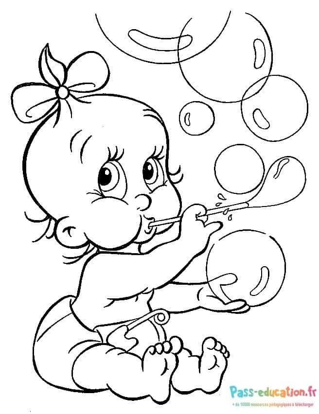 Coloriage Bébé souffle bulles à imprimer et colorier