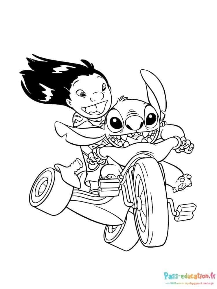 Coloriage Lilo et Stitch en balade à imprimer et colorier