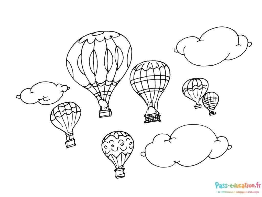 Coloriage Ballons et nuages à imprimer et colorier