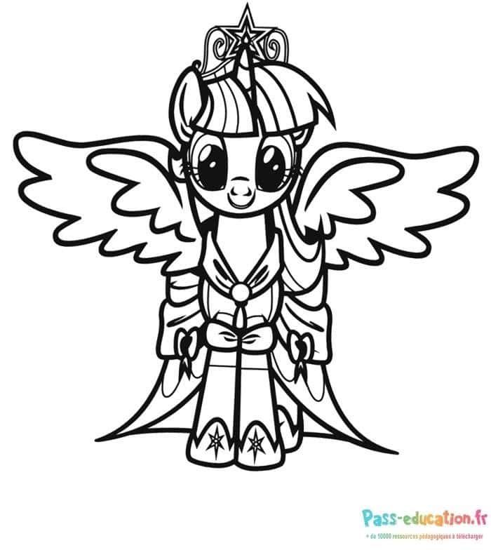 Coloriage Poney ailé royal à imprimer et colorier