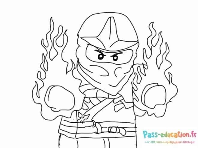 Coloriage Ninja en feu à imprimer et colorier