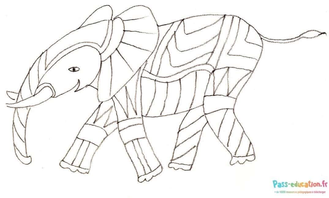 Coloriage Ã‰léphant à motifs à imprimer et colorier