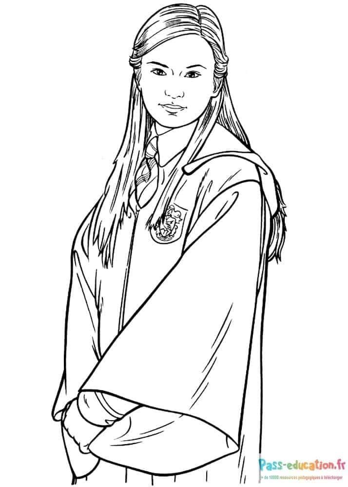 Coloriage Hermione en uniforme à imprimer et colorier