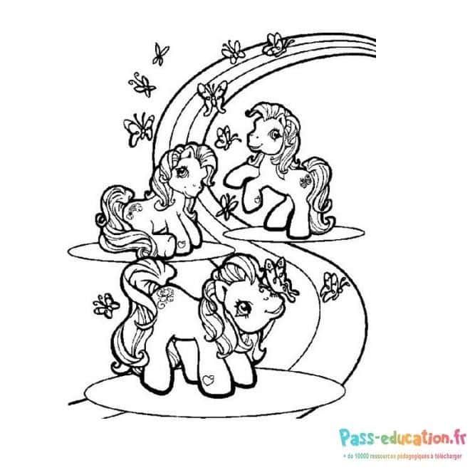 Coloriage Poneys arc-en-ciel à imprimer et colorier