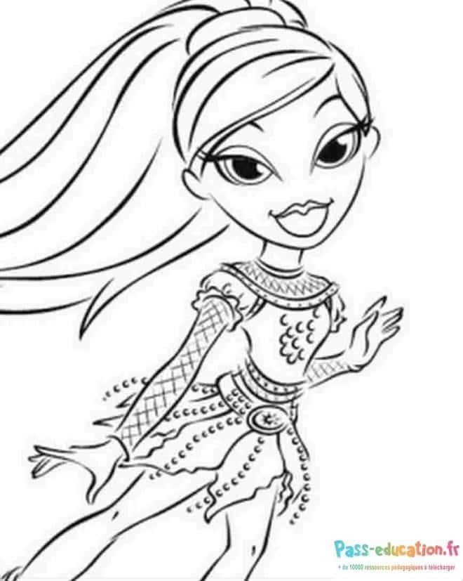 Coloriage Princesse en costume à imprimer et colorier