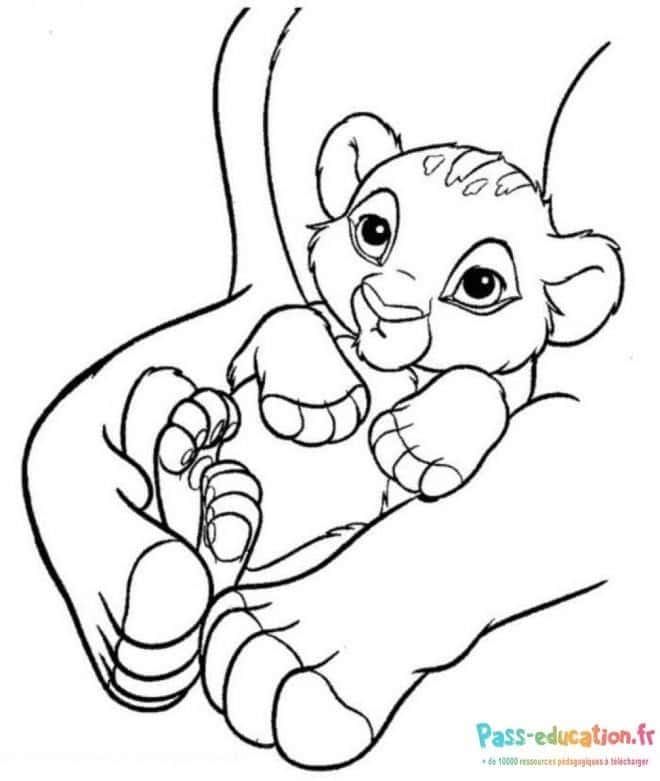 Coloriage Petit lion câlin à imprimer et colorier