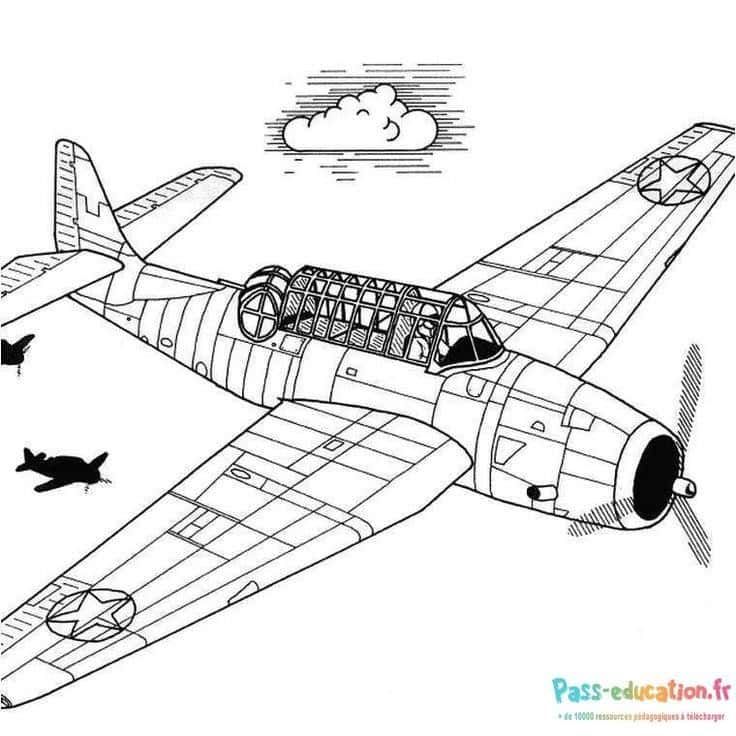 Coloriage Avion de guerre à imprimer et colorier
