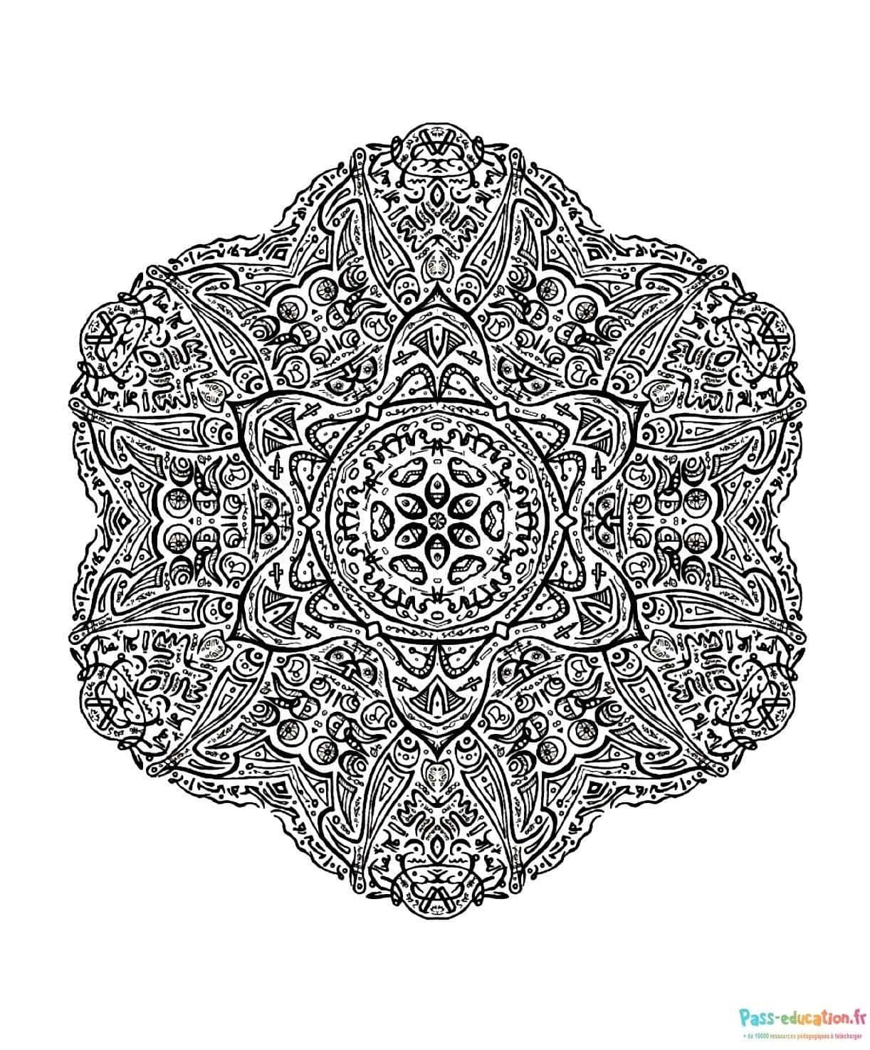 Coloriage Mandala complexe à imprimer et colorier