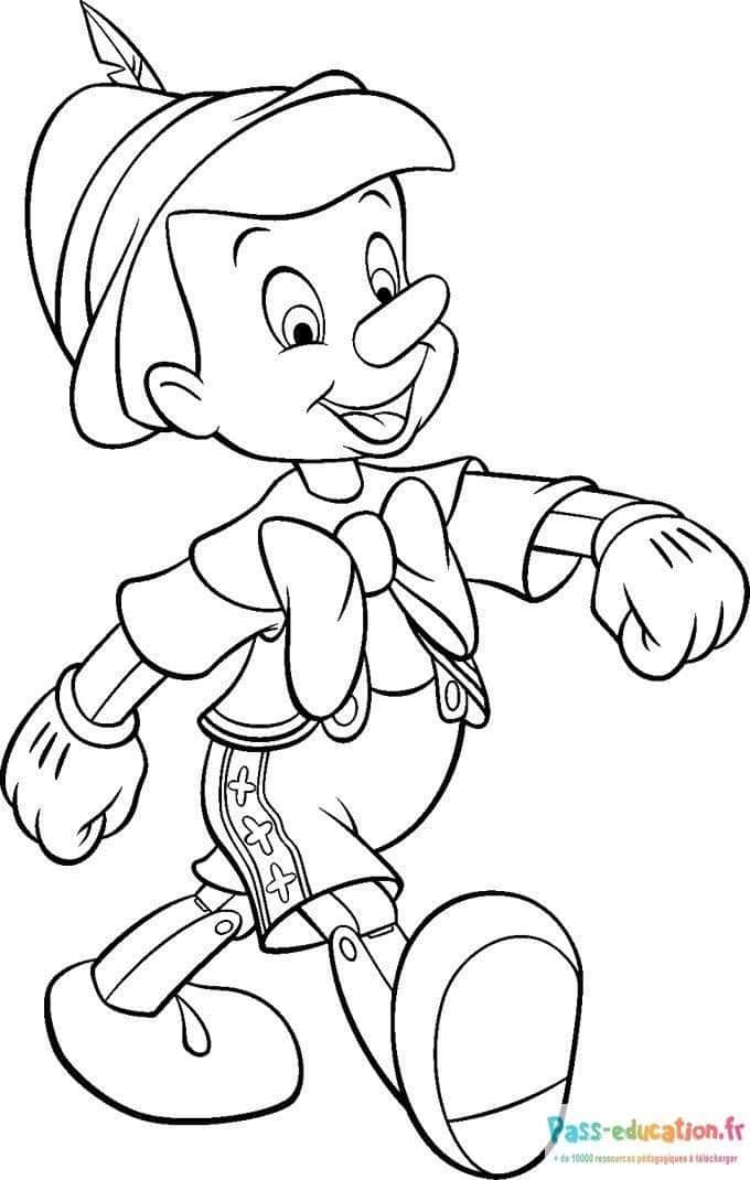 Coloriage Pinocchio en action à imprimer et colorier