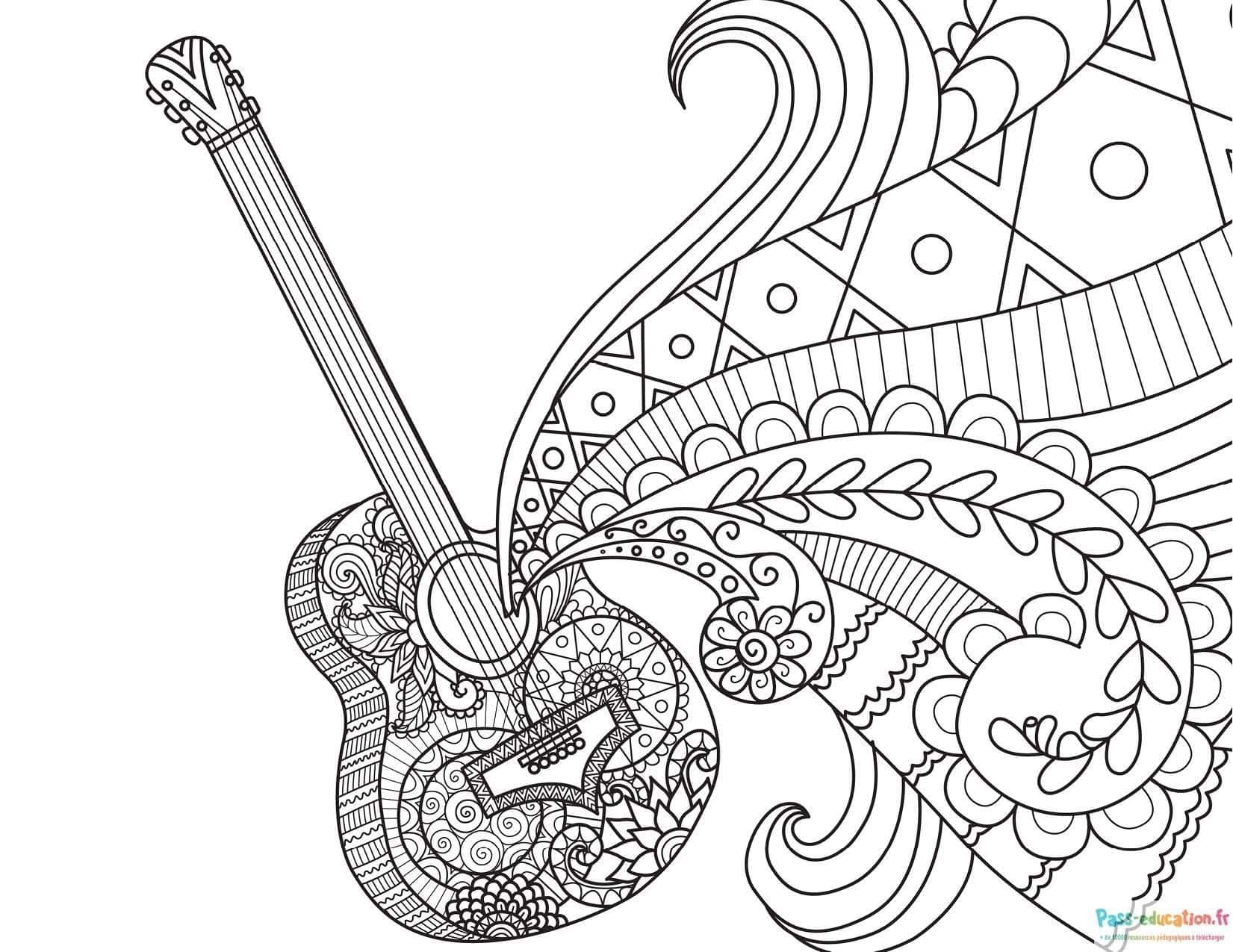 Coloriage Guitare à motifs à imprimer et colorier