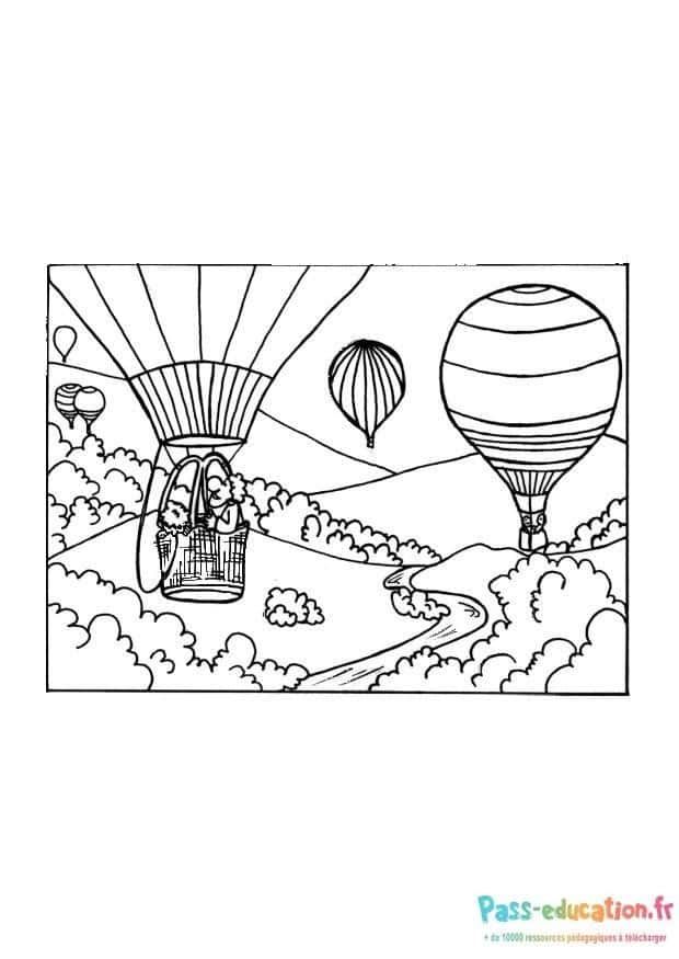 Coloriage Voyage en montgolfière à imprimer et colorier