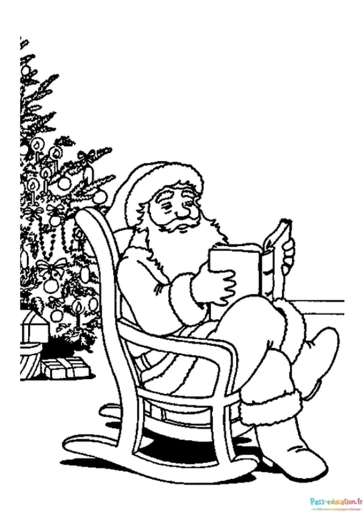 Coloriage Père Noël relax à imprimer et colorier