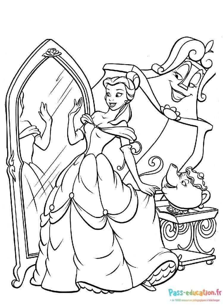 Coloriage Belle se prépare à imprimer et colorier