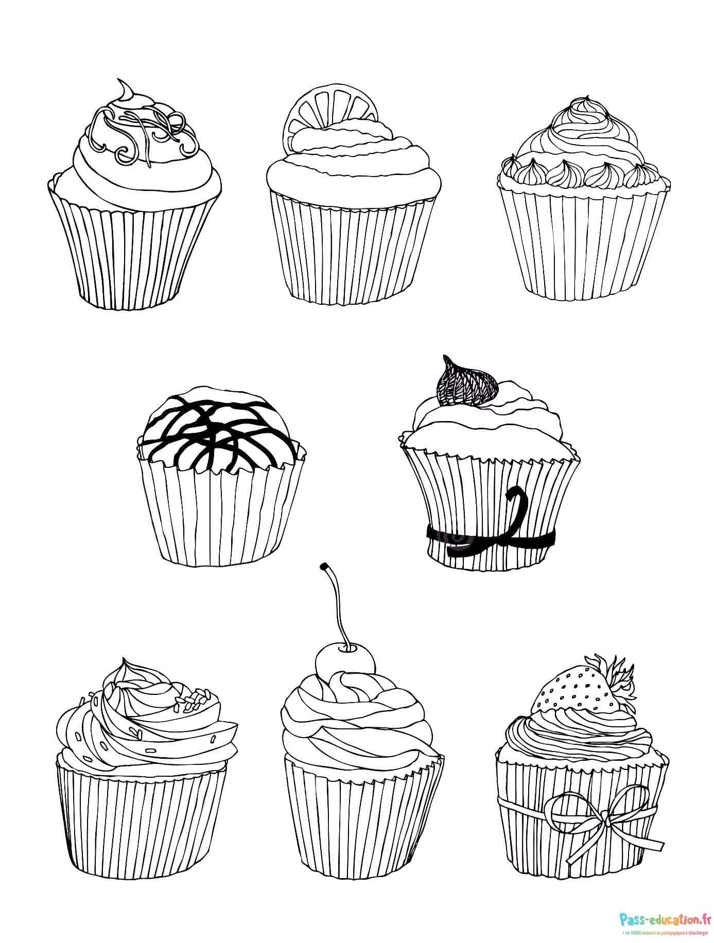 Coloriage Cupcakes variés à imprimer et colorier
