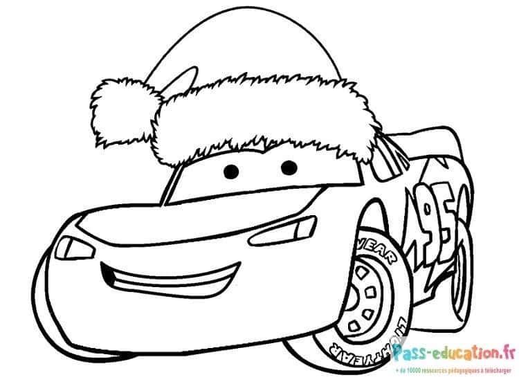 Coloriage Flash McQueen Noël à imprimer et colorier