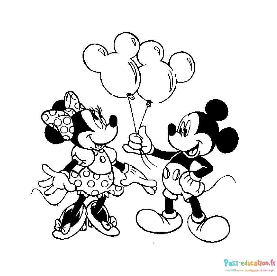 Coloriage Minnie et Mickey amoureux à imprimer et colorier