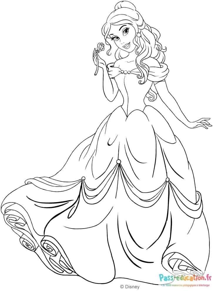 Coloriage Princesse élégante à imprimer et colorier