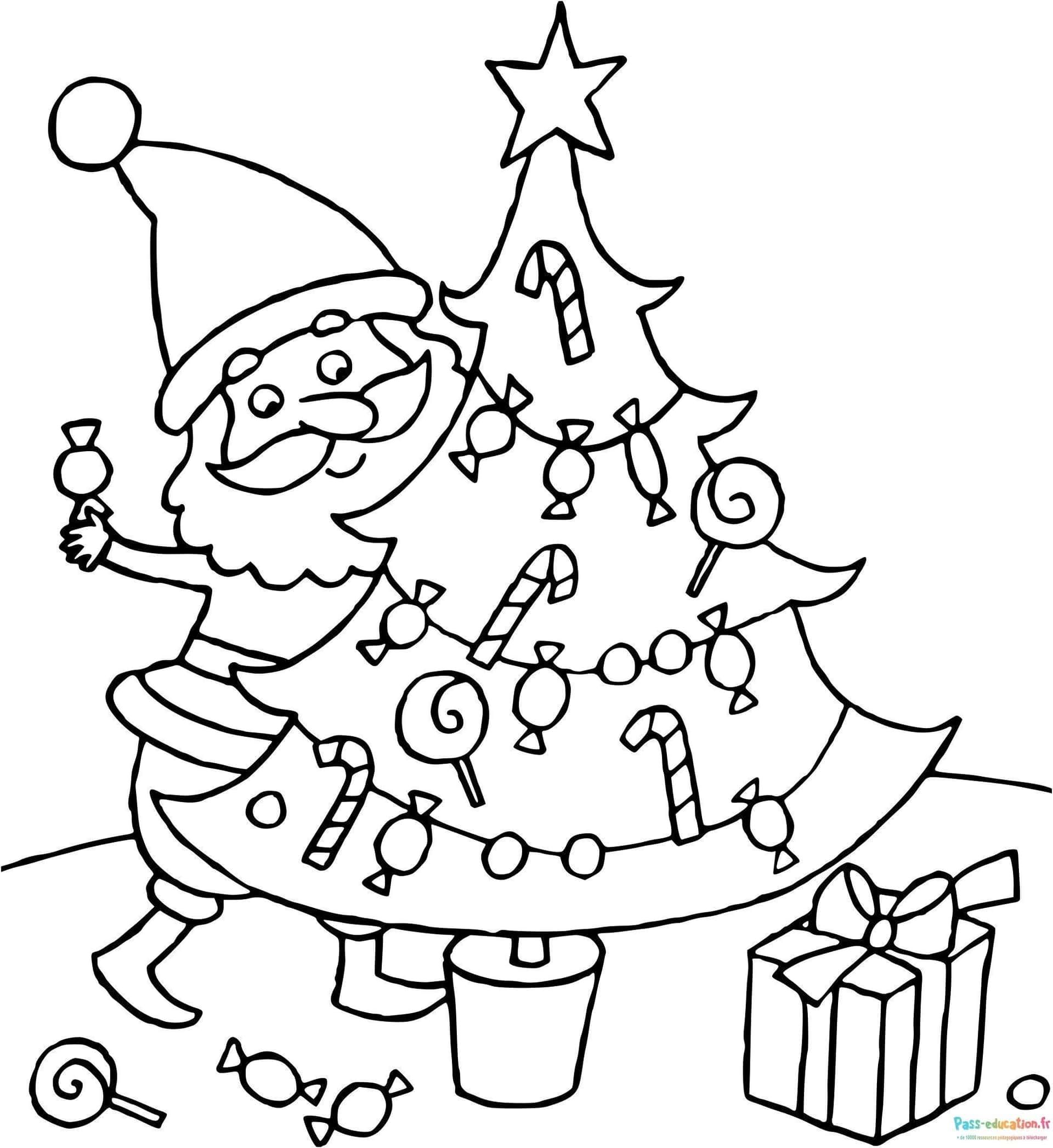 Coloriage Père Noël et Sapin à imprimer et colorier