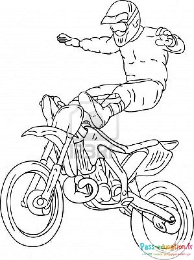 Coloriage Motocross en action à imprimer et colorier