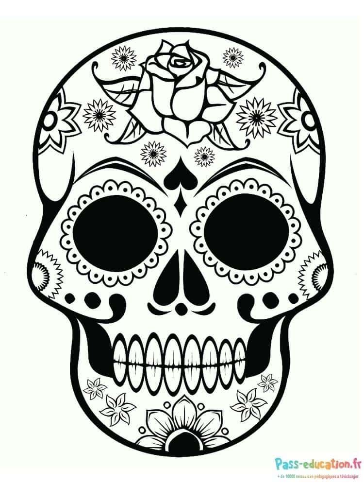Coloriage Tête de mort décorée à imprimer et colorier