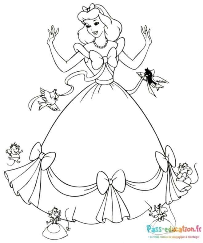 Coloriage Bal de Cendrillon à imprimer et colorier