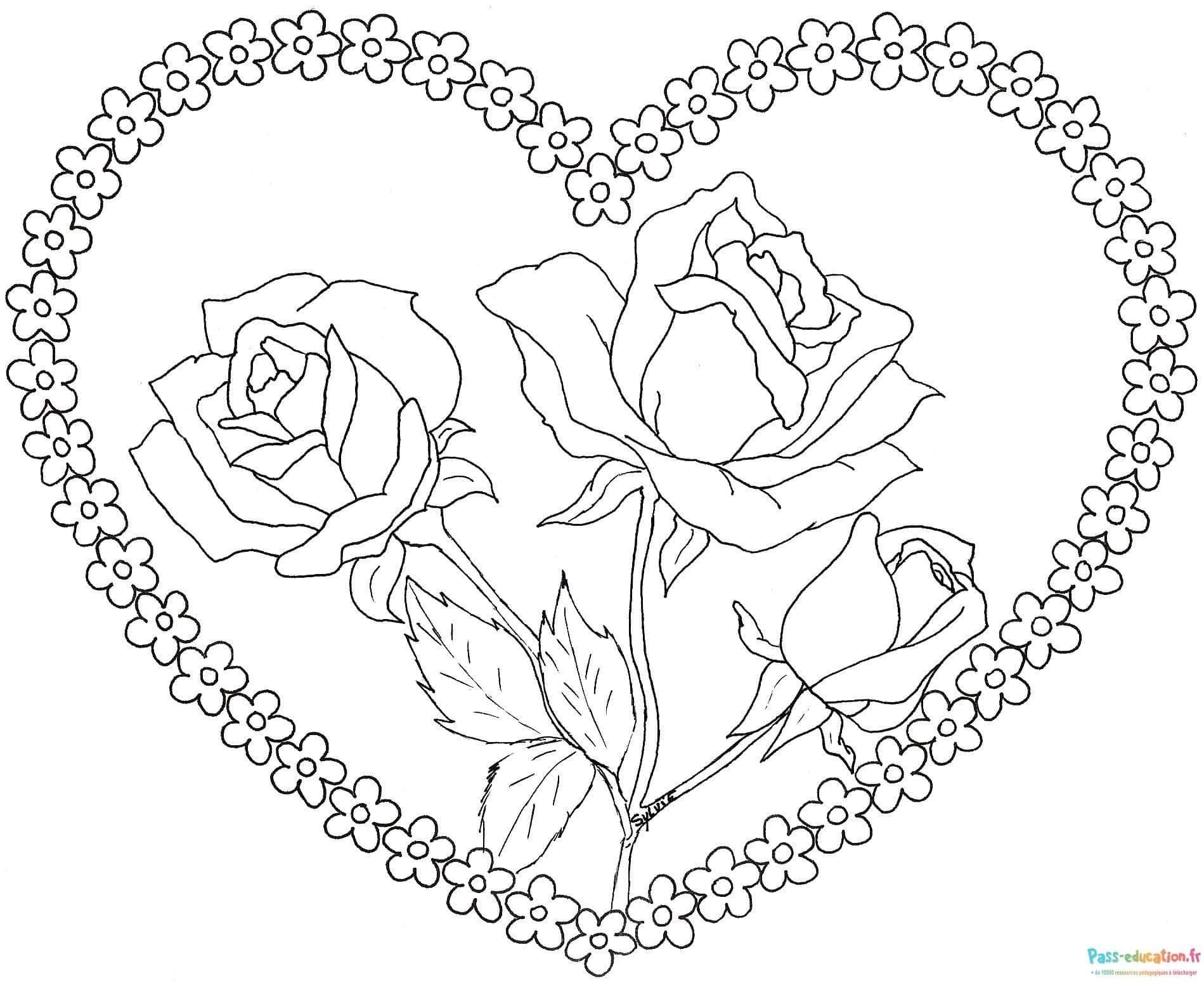 Coloriage Cœur floral à imprimer et colorier