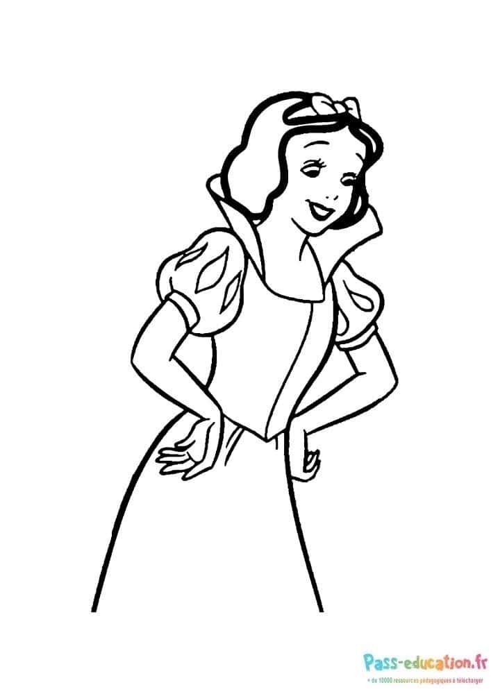 Coloriage Princesse posant à imprimer et colorier