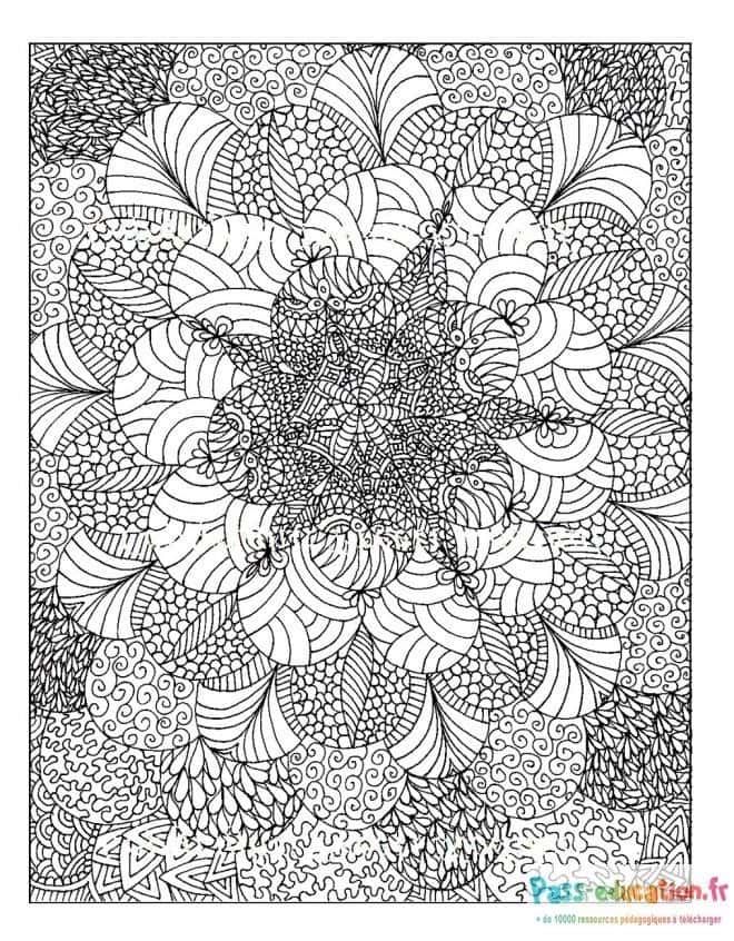 Coloriage Mandala complexe à imprimer et colorier