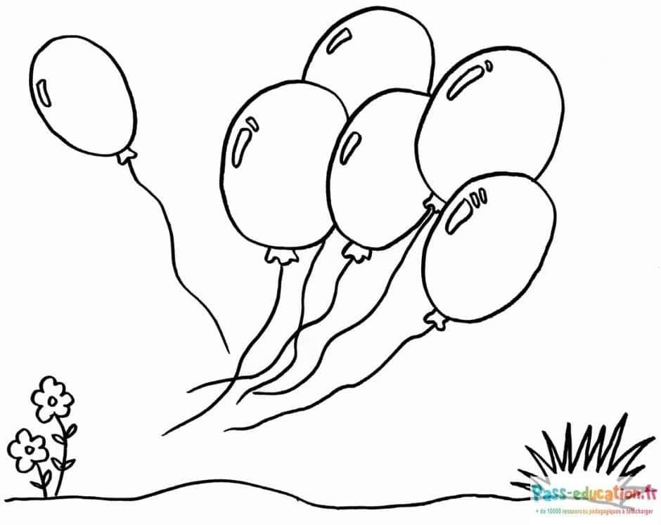 Coloriage Ballons dans le ciel à imprimer et colorier