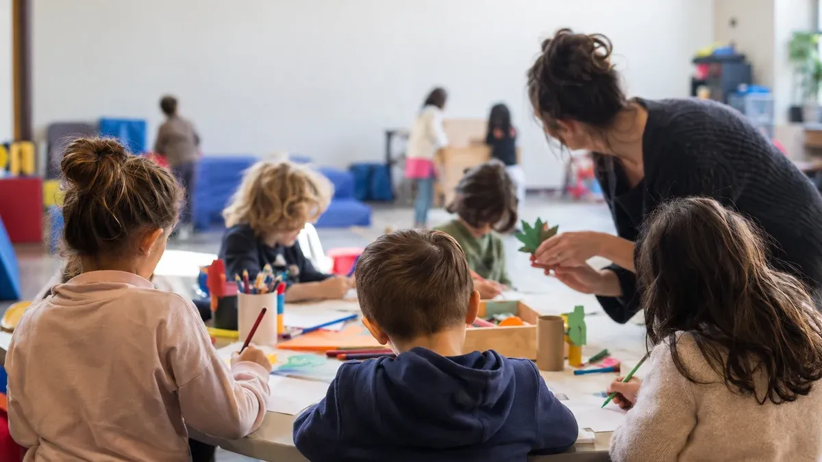 Photographie d'illustration générée par IA, sans texte, en lien avec : Construire une politique jeunesse et soutenir les centres de loisirs