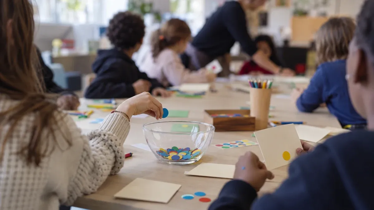Photographie d'illustration générée par IA, sans texte, en lien avec : Education à la citoyenneté et participation des enfants : une pratique du quotidien au périscolaire nantais