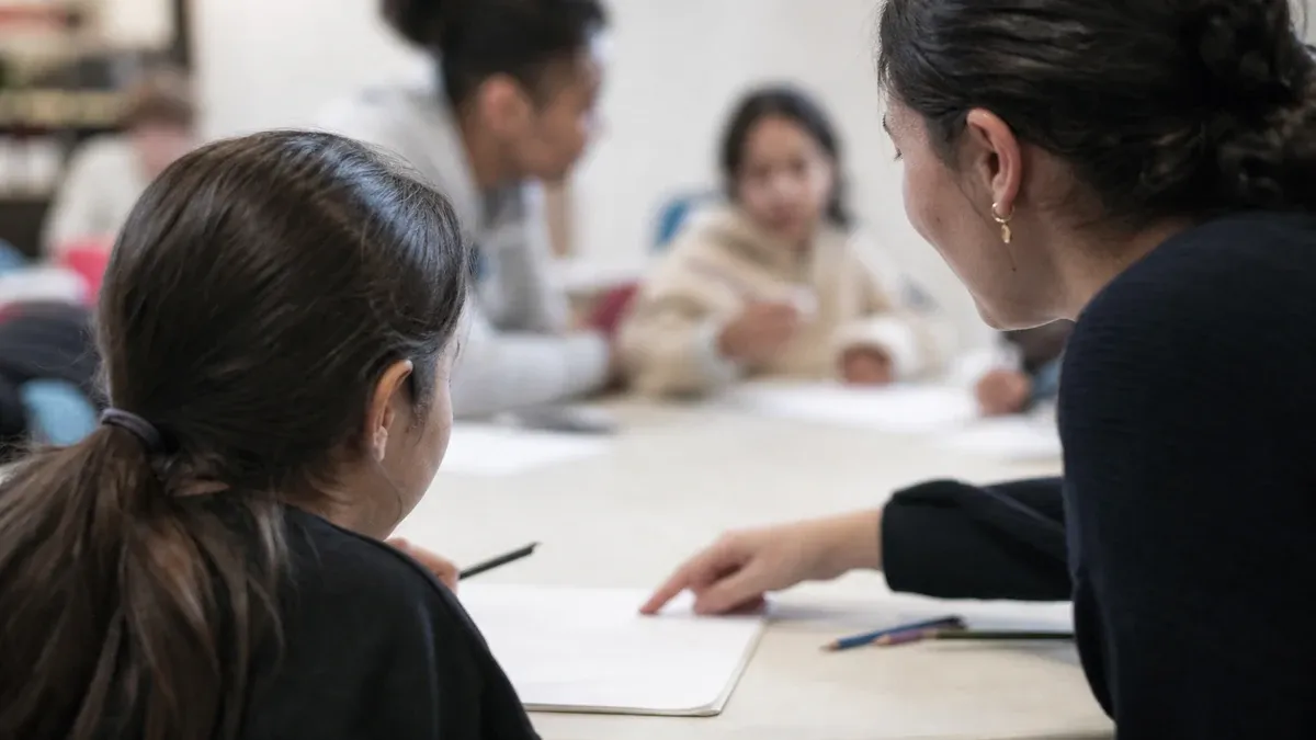 Photographie d'illustration générée par IA, sans texte, en lien avec : Bénévolat Paris : s'engager pour l'éducation près de soi