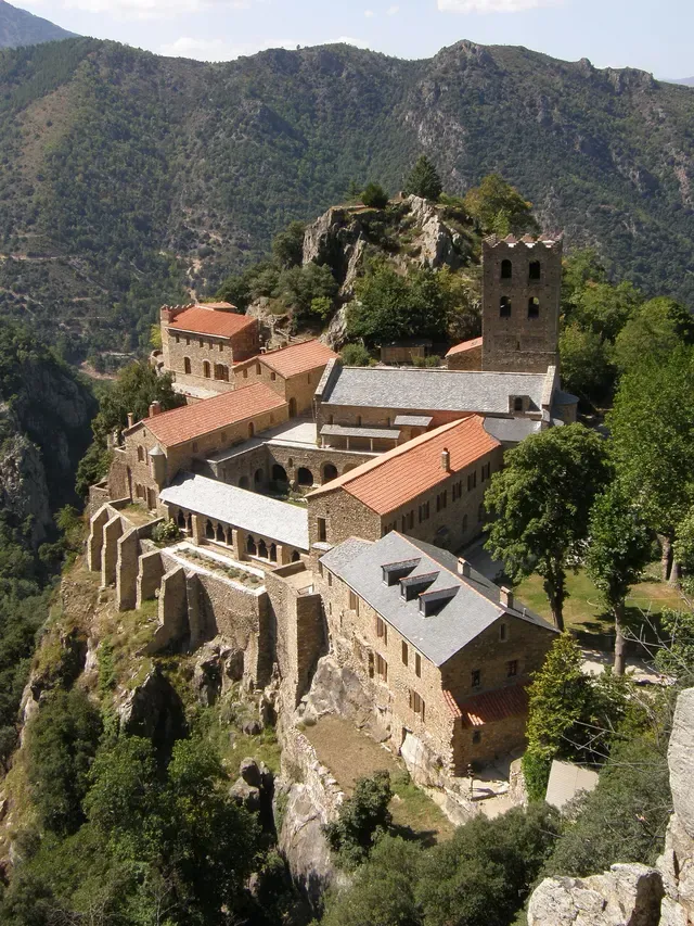 Abbaye de Saint-Martin du Canigou
