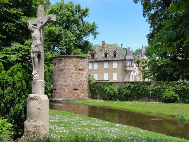 Ancien château des évêques de Strasbourg, dit Vieux Château