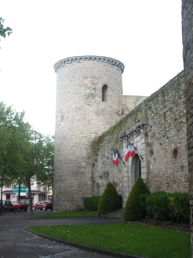 Ancien château