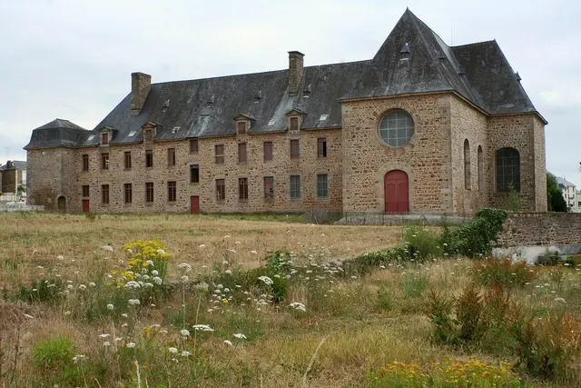 Ancien couvent des Religieuses Urbanistes