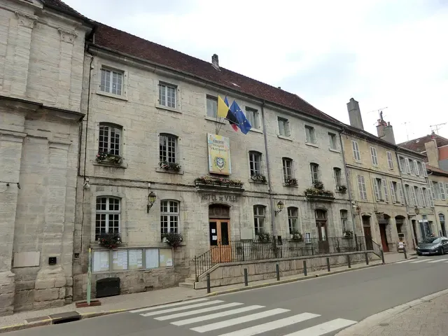 Ancien couvent des Ursulines, actuel Hôtel de Ville et tribunal