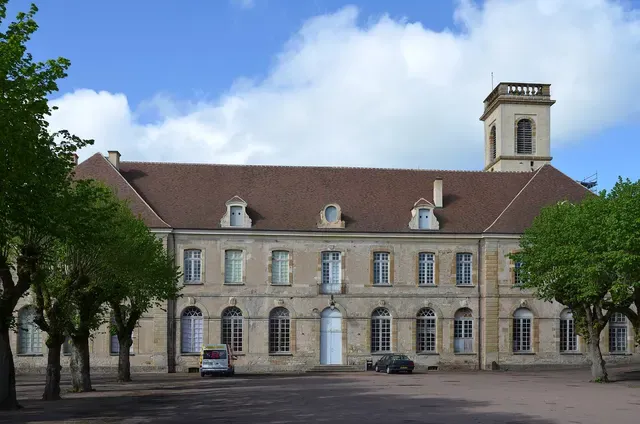 Ancienne abbaye bénédictine Saint-Léonard